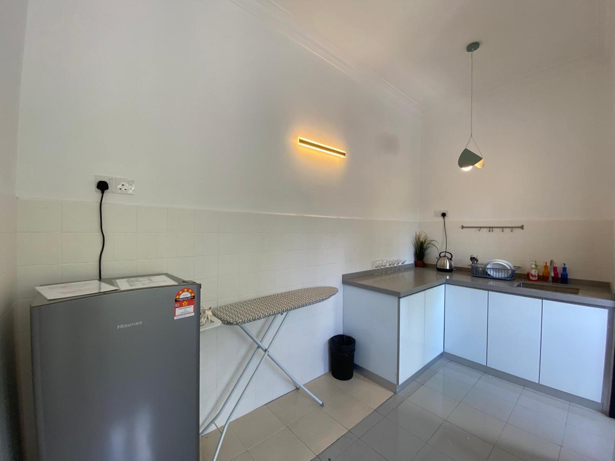 Aurora Court Service Apartment *