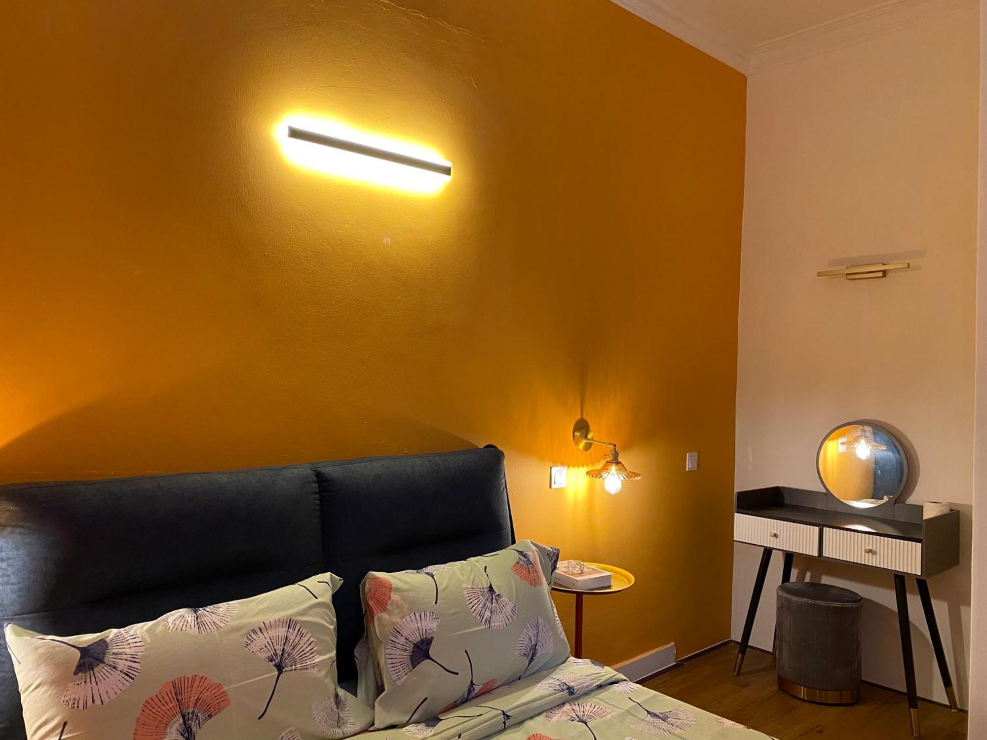 Apartment Aurora Court Service George Town