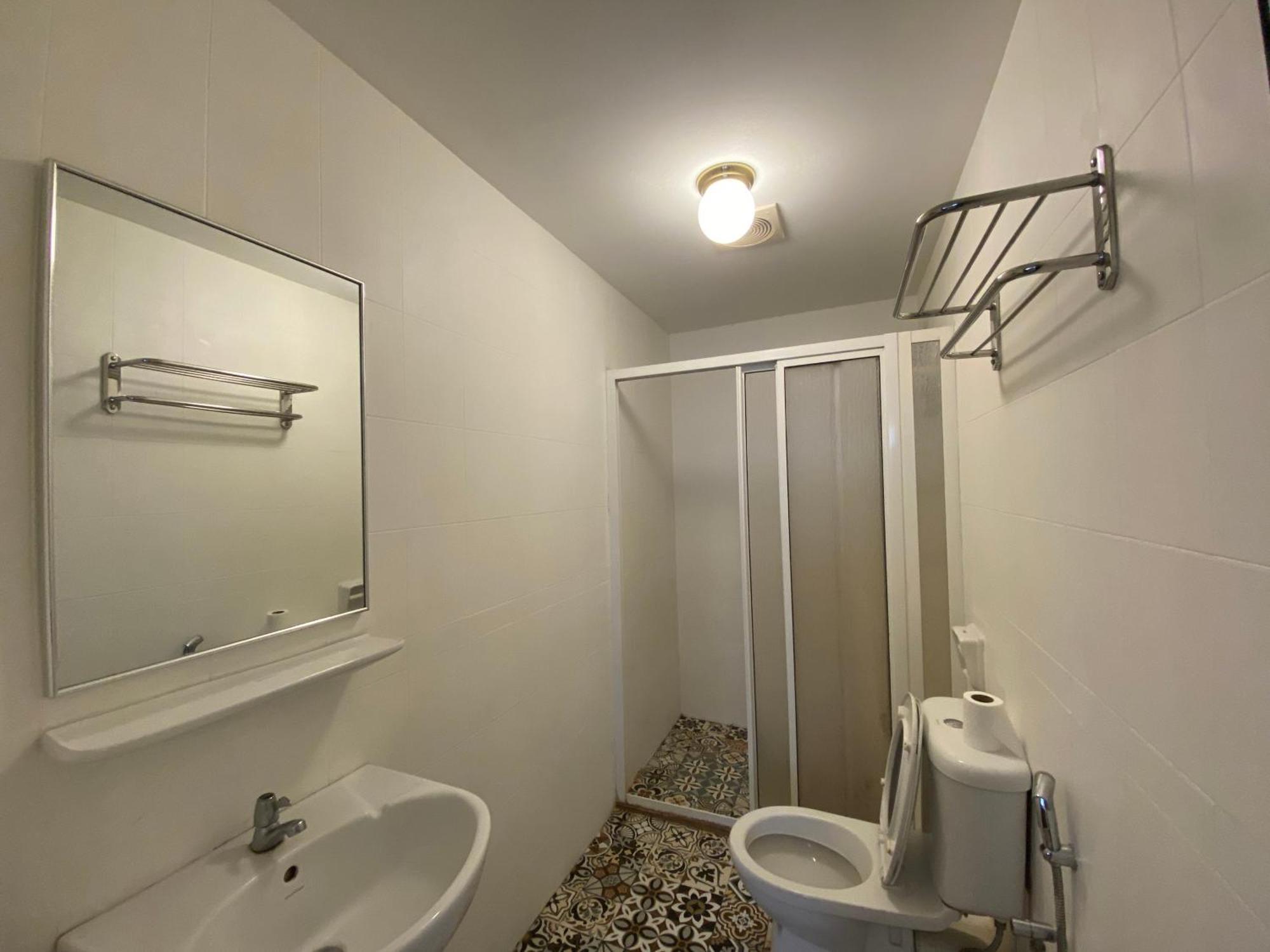 Aurora Court Service Apartment *